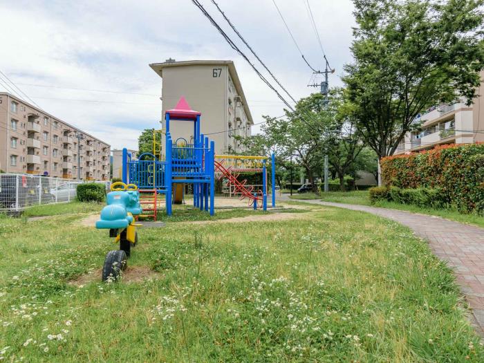 apartment 福岡市早良区室住団地

住棟配置図