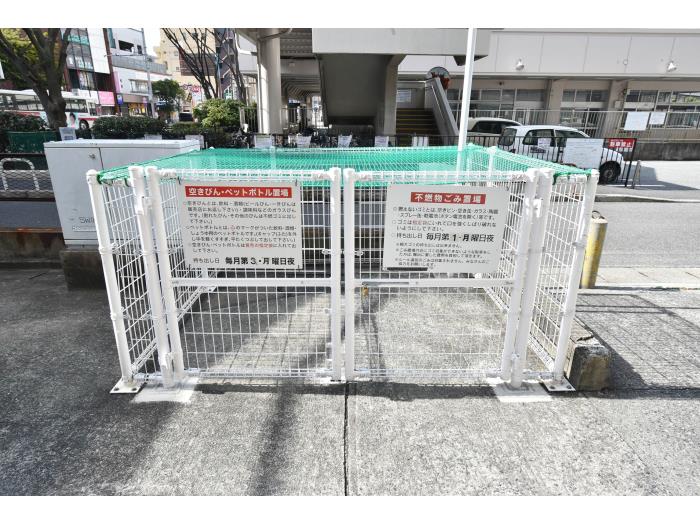 福岡県福岡市早良区にあるUR賃貸住宅 百道二丁目の周辺写真 2/10