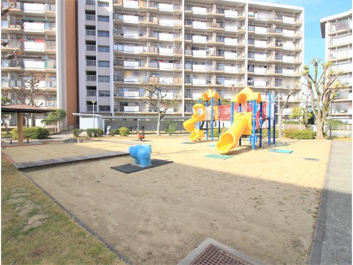 apartment 古賀市花鶴丘1丁目9・10番及び2丁目1番

住棟配置図