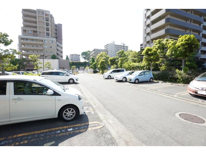 apartment 北九州市八幡西区紅梅三丁目2番 ほか

住棟配置図