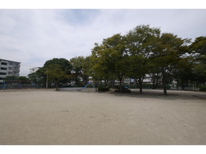 apartment 春日市春日公園1丁目 ほか

住棟配置図