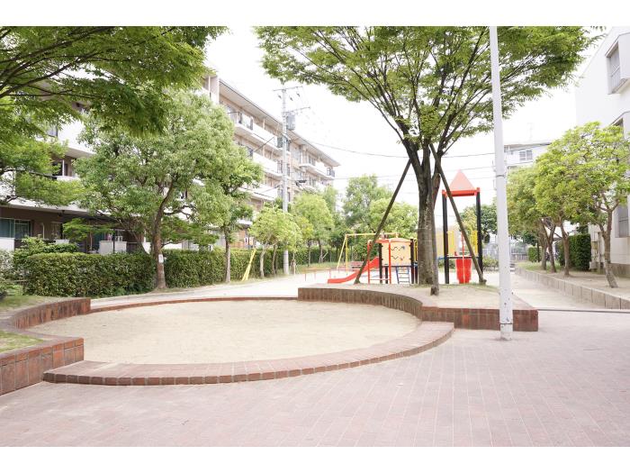 apartment 春日市春日公園1丁目 ほか

住棟配置図