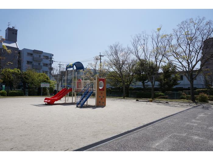 apartment 春日市春日公園3丁目3番 ほか

住棟配置図