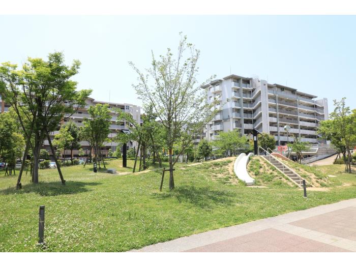 福岡県福岡市東区にあるUR賃貸住宅 アーベインルネス香椎の周辺写真 4/11